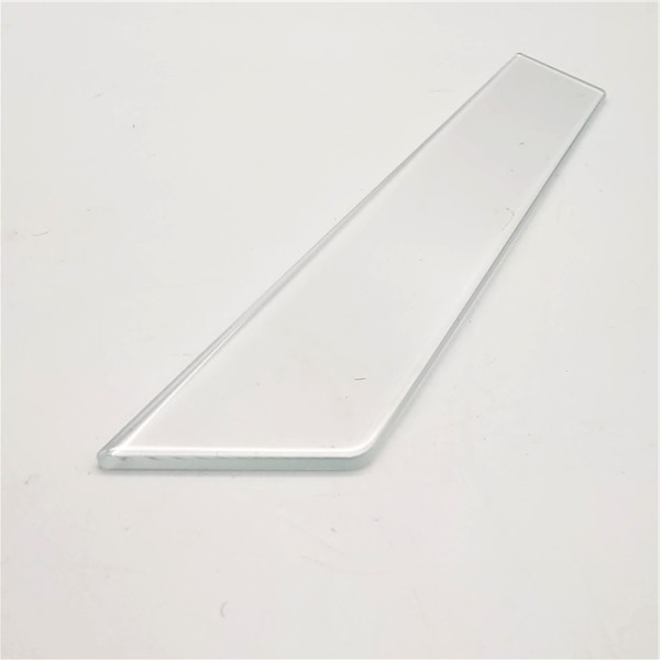 3mm厚梯形2.5D弧面边超白玻璃